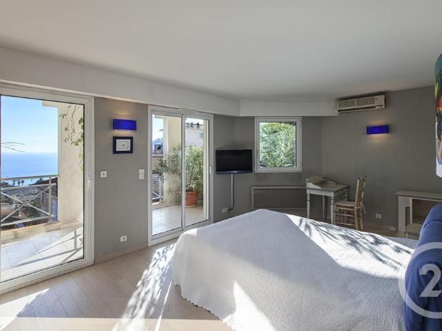Location Appartement 4 pièces 130m² VILLEFRANCHE SUR MER 06230