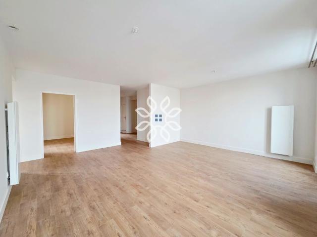 Location Appartement 4 pièces 132m² BRIOUDE 43100