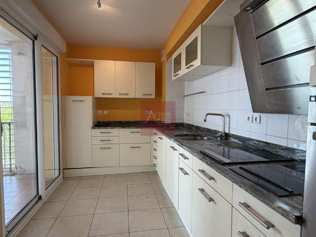 Location Appartement 4 pièces 135m² MONTPELLIER 34000