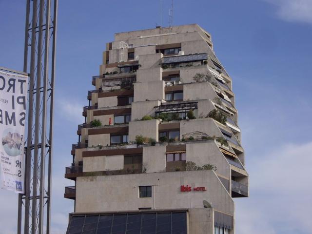 Location Appartement 4 pièces 137m² MONTPELLIER 34000