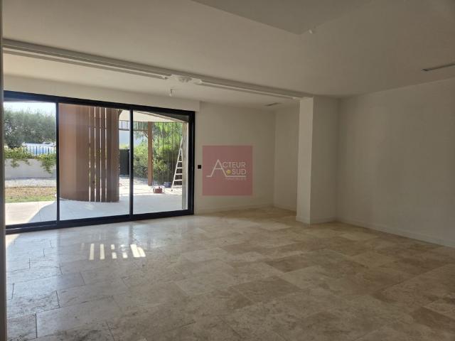 Location Appartement 4 pièces 141m² CASTELNAU LE LEZ 34170