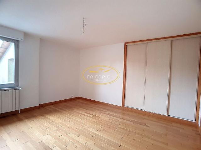 Location Appartement 4 pièces 144m² BAR LE DUC 55000