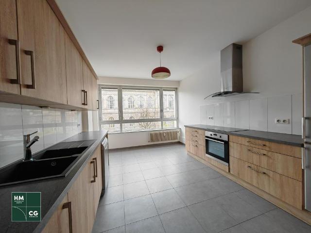 Location Appartement 4 pièces 145m² STRASBOURG 67000