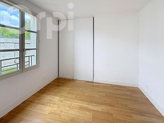 Location Appartement 4 pièces 149m² SENLIS 60300