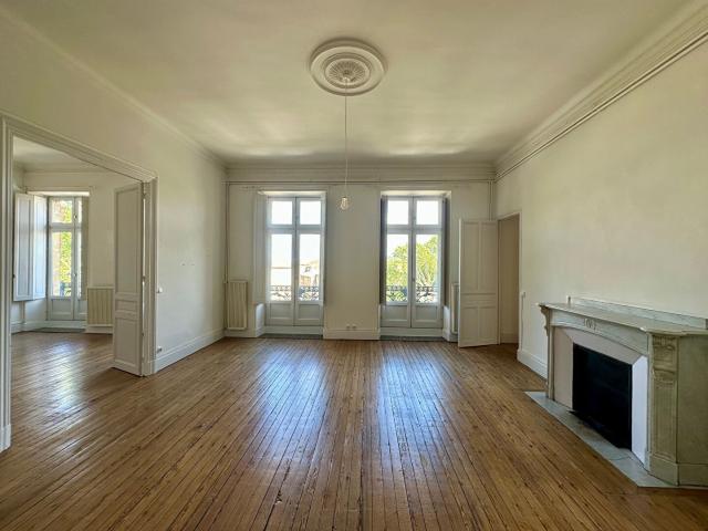 Appartement 4 pièces Carcassonne 150.82m² 780€ à louer l'Adresse
