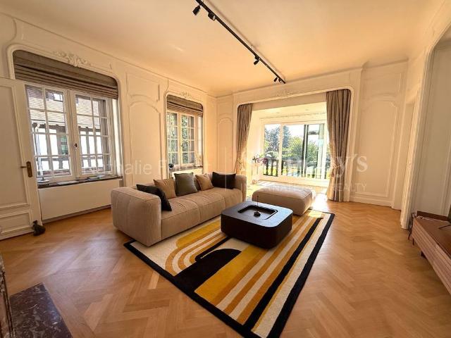 Location Appartement 4 pièces 150m² WASQUEHAL 59290