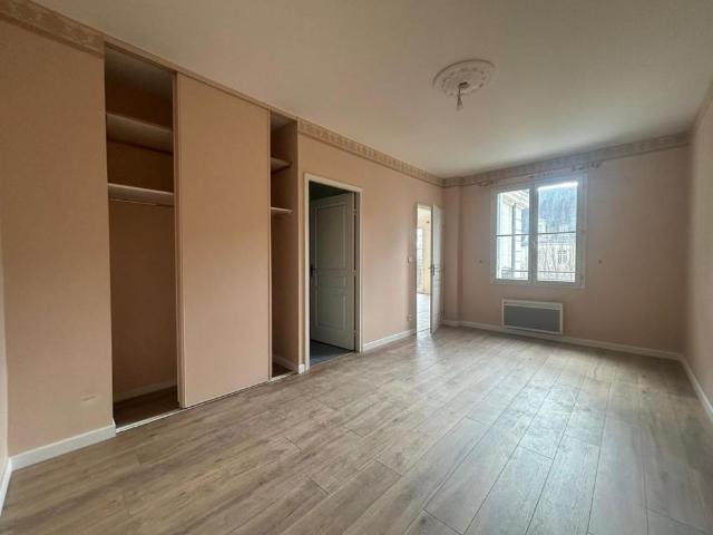 Location Appartement 4 pièces 154m² BLOIS 41000