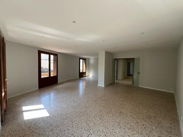 Location Appartement 4 pièces 155 m2 Aix en Provence