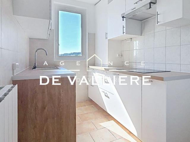 Location Appartement 4 pièces 35m² NANTERRE 92000