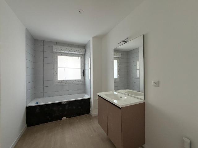 Location appartement 4 pièces WASQUEHAL 72m² à 930.14€/mois CDC Habitat