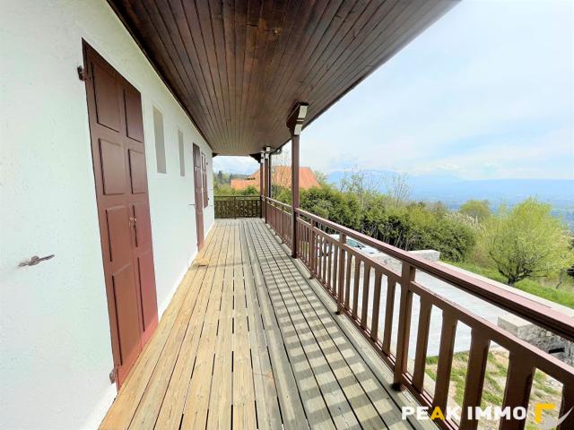 Location: appartement 4 pièces à LUCINGES