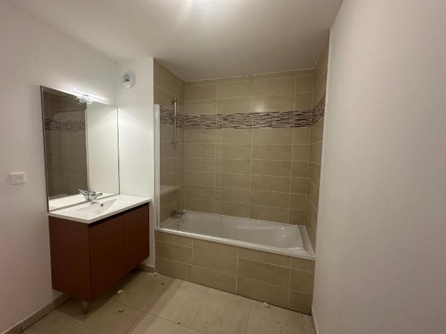 Location appartement 4 pièces AGDE 88m² à 969.19€/mois CDC Habitat