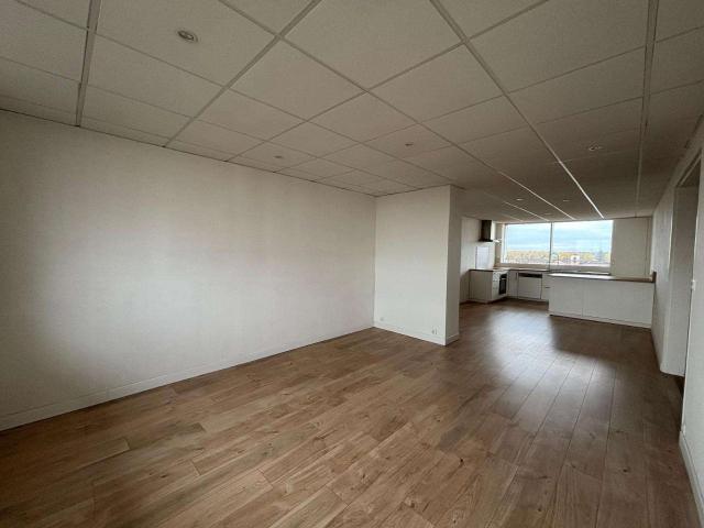 Location appartement 4 pièces Angers Centre 49