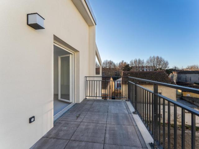 Location appartement 4 pièces ARLES 83m² à 821.62€/mois CDC Habitat