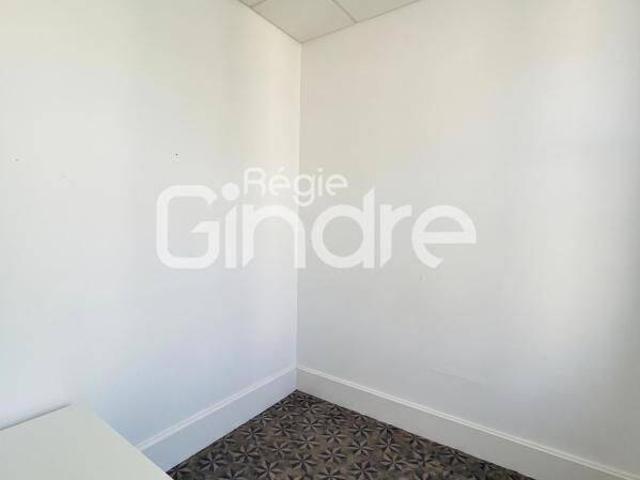 Location Appartement 4 pièces + cuisine 128,03 m² 1