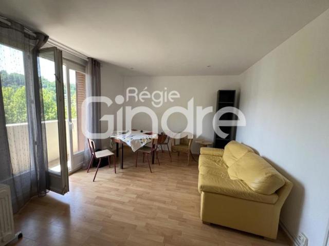 Location Appartement 4 pièces + cuisine 63,25 m² 1