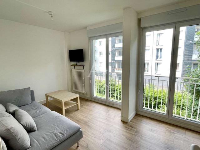 Location appartement 4 pièces Laval Centre Ville Préfecture 53