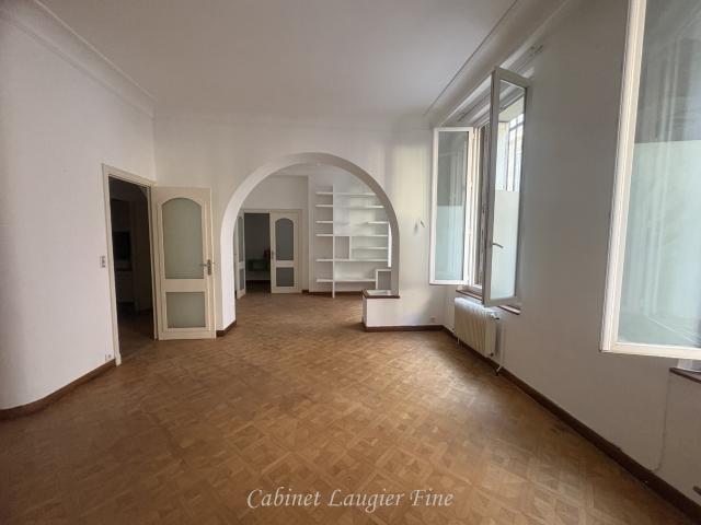 location appartement 4 pièces Marseille Dragon/Notre Dame