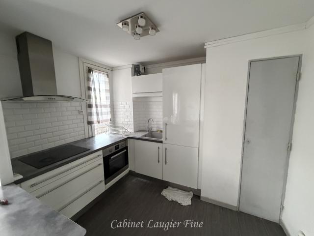 location appartement 4 pièces Marseille Ecole, commerce