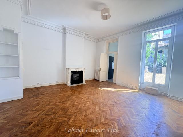 location appartement 4 pièces Marseille St Jacques