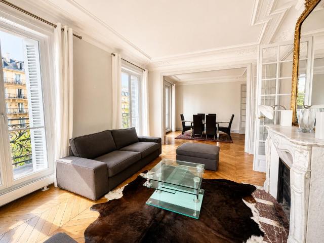 Location Appartement 4 pièces Meublé 103m² PARIS 17ème