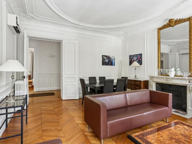 Location Appartement 4 pièces Meublé 127m² PARIS 17ème