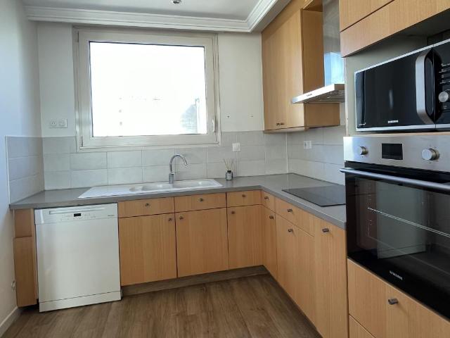 Location Appartement 4 pièces Meublé 153m² PARIS 16 75116