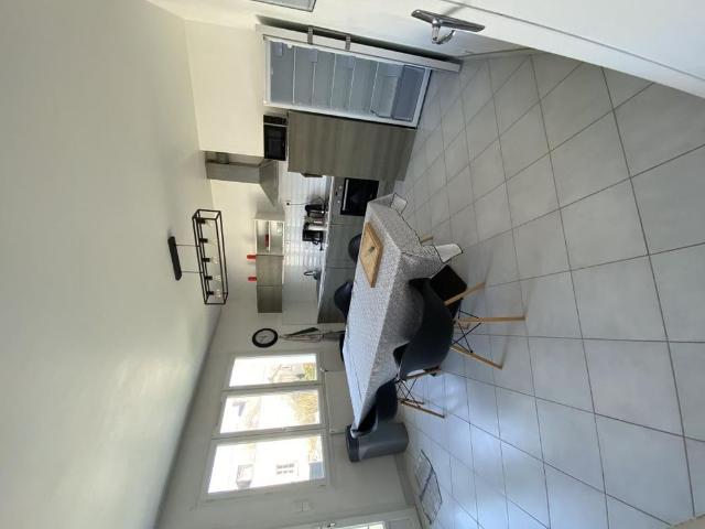 Location Appartement 4 pièces Meublé 97m² LES PONTS DE CE 49130