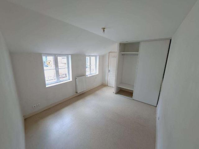 Location appartement 4 pièces Nantes Centre Ville 44