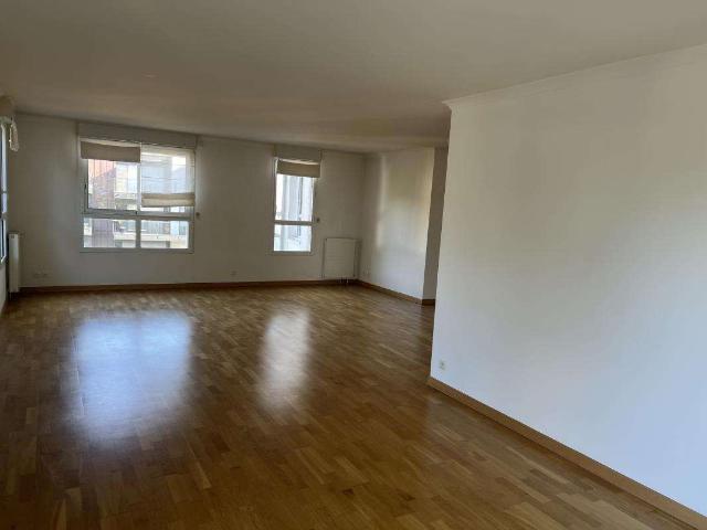 Location appartement 4 pièces Nantes Centre Ville 44