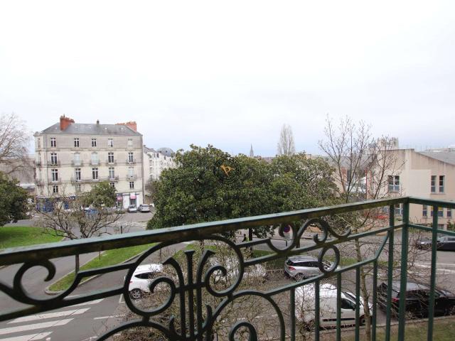 Location appartement 4 pièces Nantes Centre Ville 44