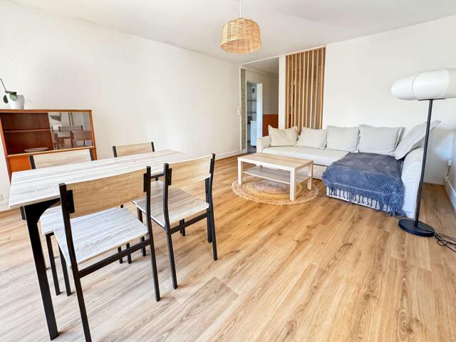 Location appartement 4 pièces Rennes Bourg L'evêque 35