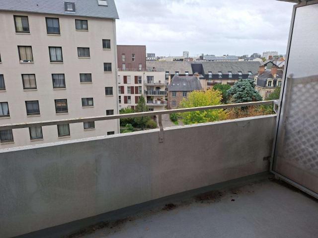 Location appartement 4 pièces Rennes Bourg L'evêque 35
