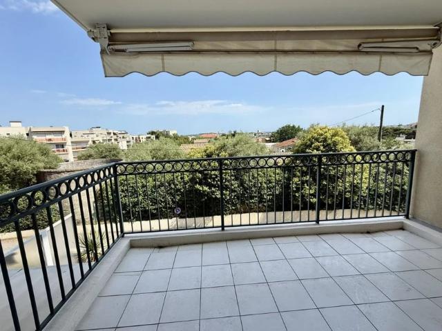 Location appartement 4P à Antibes