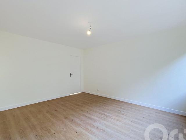 Location appartement, 50.02 m² T 3 à Maisons Alfort, 1 370 €