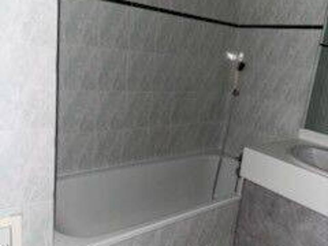 Location Appartement 50 m² à Villeurbanne 737 ¤ CC /mois