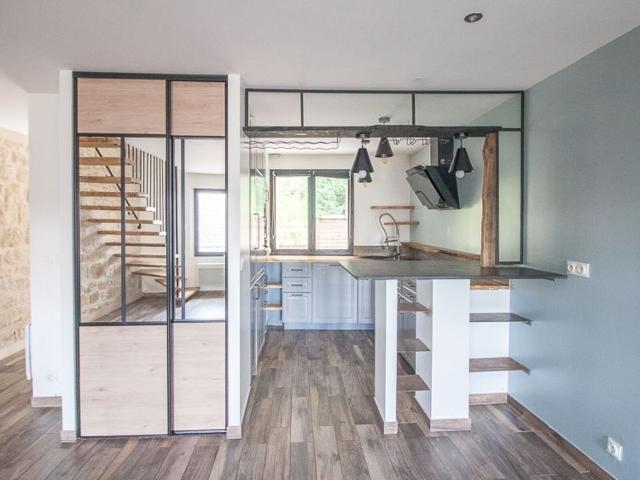 Location appartement, 52.07 m² T 1 à Osny, 1 050 €