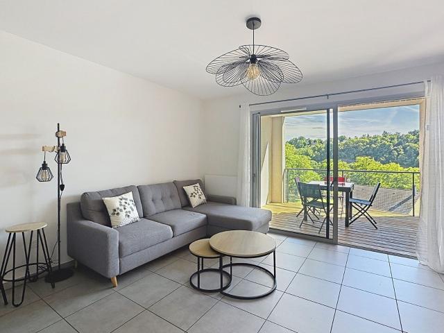 Location appartement, 52 m² T 2 à Rodez, 695 €