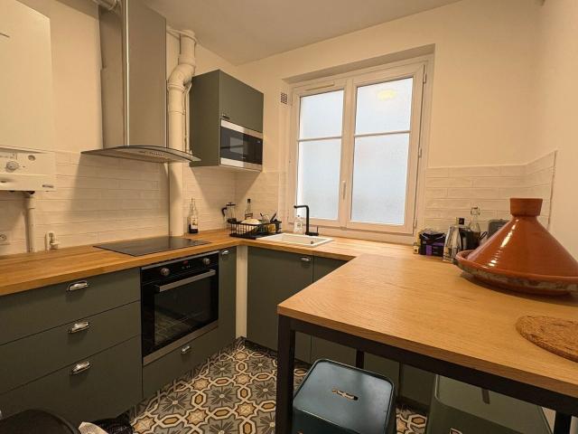 Location appartement, 57.4 m² T 3 à Paris 12, 2 000 €