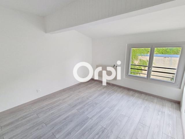 Location appartement, 57.79 m² T 3 à Pompey, 670 €