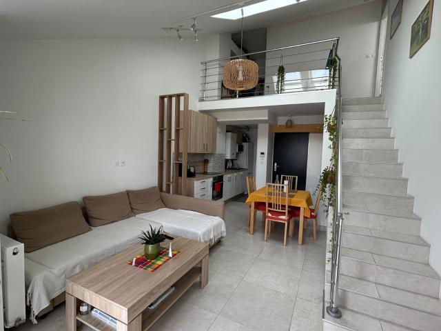 Location appartement, 57.21 m² T 3 à Châtillon, 1 600 €
