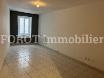Location Appartement 57m² LAMASTRE 07270