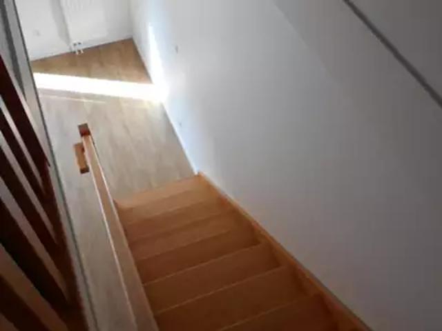 location appartement, 54.9 m² au dernier étage