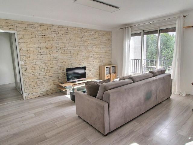 Location appartement, 54.1 m² T 2 à Vincennes, 1 510 €