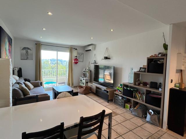 Location appartement, 54.25 m² T 3 à Toulon, 900 €