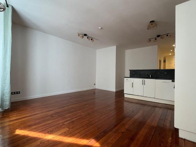 Location appartement, 55 m² T 2 à Mâcon, 695 €