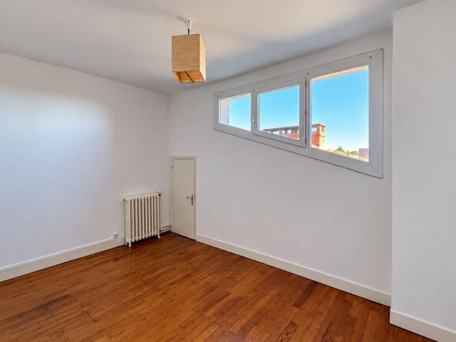 Location appartement, 56.44 m² T 3 à Toulouse, 790 €