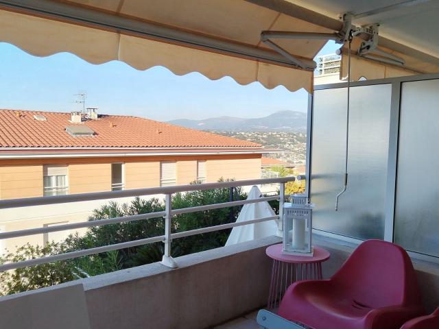 Location appartement, 58.12 m² T 3 à Nice, 2 090 €