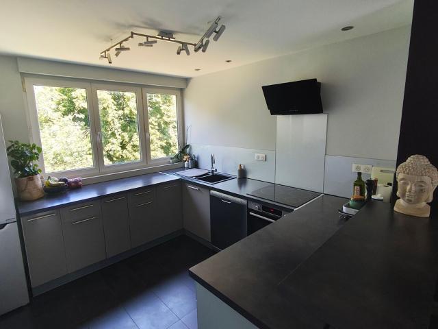 Location appartement, 58.24 m² T 3 à Aubergenville, 1 039 €