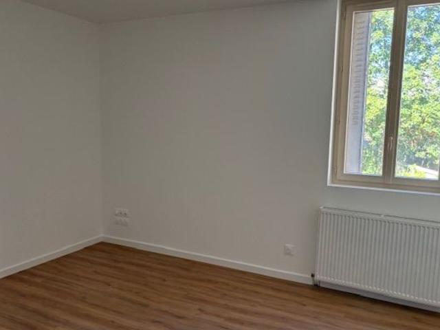 Location appartement, 58.33 m² T 3 à Bourg en Bresse, 570 €